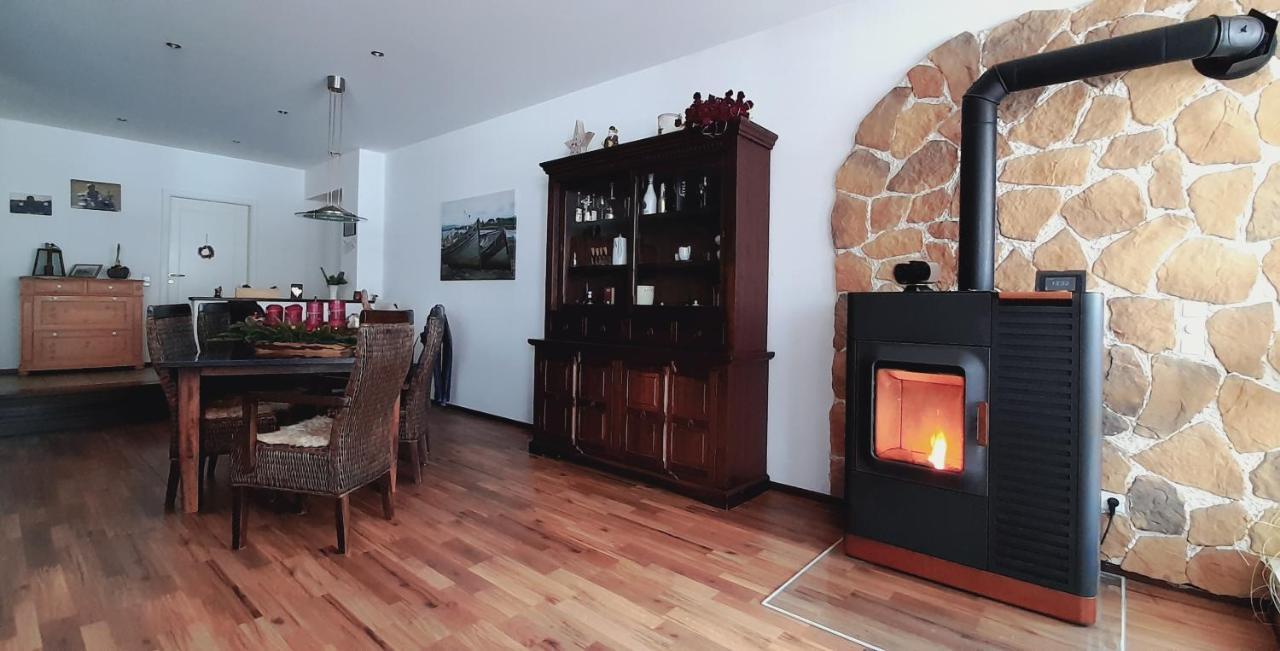 בורגן Ferienwohnung Aroma Moselblick מראה חיצוני תמונה
