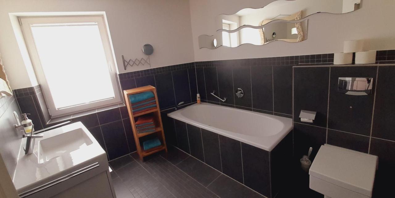בורגן Ferienwohnung Aroma Moselblick מראה חיצוני תמונה